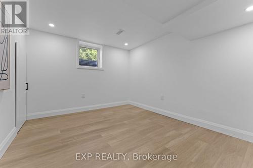 686 Wickens Avenue, Burlington, ON - Indoor Photo Showing Other Room
