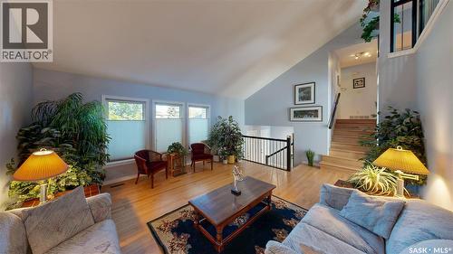 55 Metcalfe Road, Regina, SK - Indoor Photo Showing Living Room
