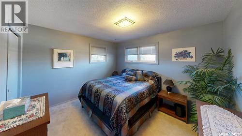 55 Metcalfe Road, Regina, SK - Indoor Photo Showing Bedroom