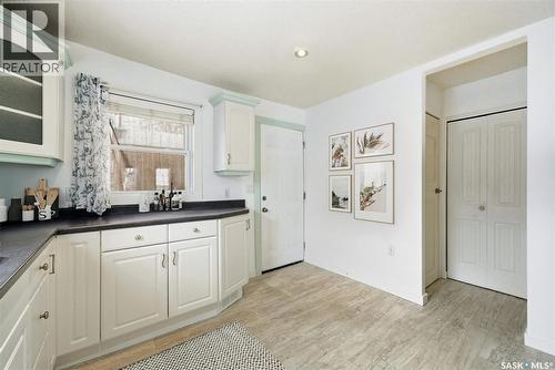 336 Smith Street, Regina, SK - Indoor