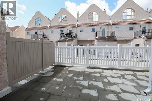 25 2338 Assiniboine Avenue E, Regina, SK - Outdoor With Deck Patio Veranda