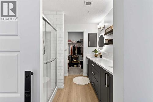 6205, 20295 Seton Way Se, Calgary, AB - Indoor Photo Showing Bathroom