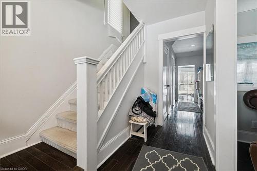 9 Barclay Street, Hamilton, ON - Indoor Photo Showing Other Room