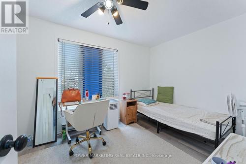 B - 6702 Jeanne D'Arc Boulevard N, Ottawa, ON - Indoor Photo Showing Bedroom