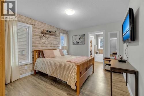 156 Wiley Crescent, Red Deer, AB - Indoor Photo Showing Bedroom