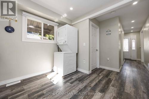 1057 King Street E, Oshawa, ON - Indoor Photo Showing Laundry Room