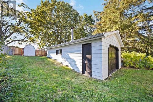 1057 King Street E, Oshawa, ON - Outdoor