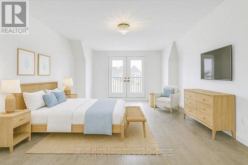 102 Giardina Crescent, Richmond Hill, ON - Indoor Photo Showing Bedroom