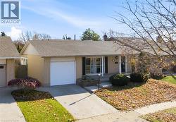 123 ATHENIA Drive  Stoney Creek, ON L9J 1T5