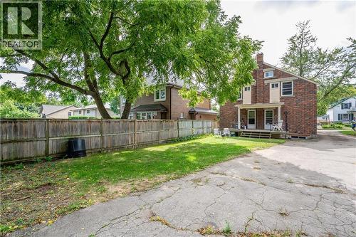 52 Avondale Avenue S, Waterloo, ON - Outdoor