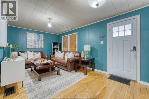 1581 Cadillac Street, Windsor, ON - Indoor