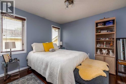 3812 58 Avenue, Lloydminster, AB - Indoor Photo Showing Bedroom