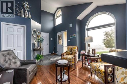 3812 58 Avenue, Lloydminster, AB - Indoor