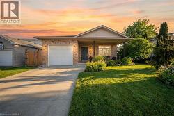 20 BRAMBLE Crescent  Townsend, ON N0A 1S0