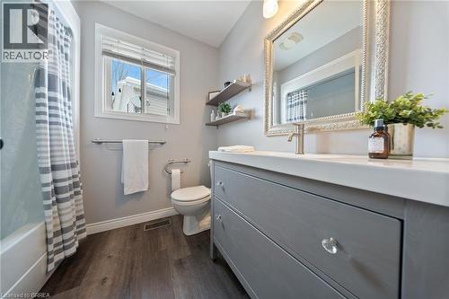 20 Bramble Crescent, Townsend, ON - Indoor Photo Showing Bathroom