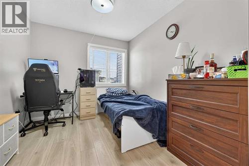 132 Corner Meadows Gate Ne, Calgary, AB - Indoor Photo Showing Bedroom