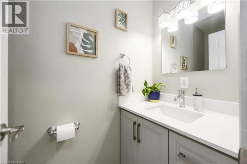1057 King Street E, Oshawa, ON - Indoor Photo Showing Bathroom