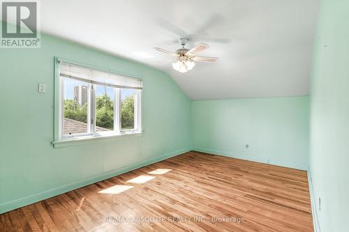 352 Lacasse Avenue, Ottawa, ON - Indoor Photo Showing Other Room