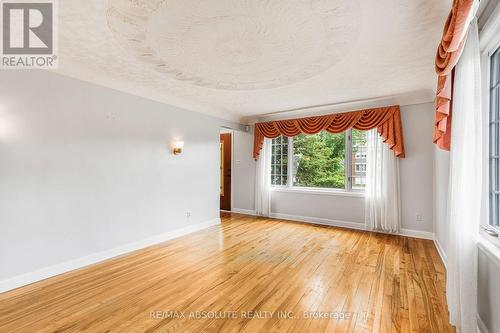 352 Lacasse Avenue, Ottawa, ON - Indoor Photo Showing Other Room