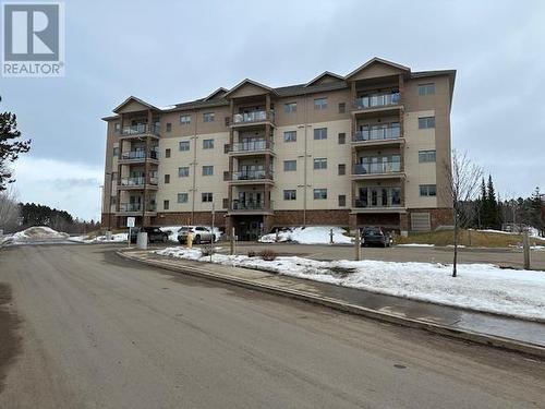 103 1230 Dawson RD  Thunder Bay, ON P7B 1H7