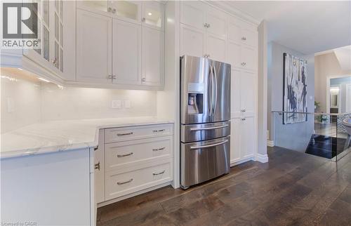 52 Edgehill Drive, Kitchener, ON - Indoor Photo Showing Kitchen With Stainless Steel Kitchen