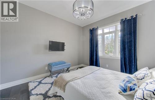 52 Edgehill Drive, Kitchener, ON - Indoor Photo Showing Bedroom