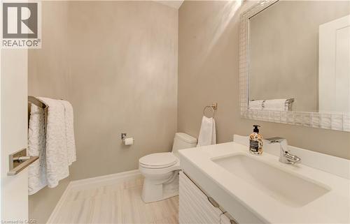 52 Edgehill Drive, Kitchener, ON - Indoor Photo Showing Bathroom