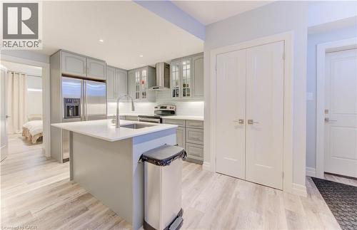 52 Edgehill Drive, Kitchener, ON - Indoor Photo Showing Kitchen