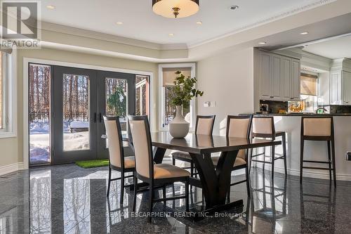 5264 Tiffany Court, Mississauga, ON - Indoor Photo Showing Dining Room