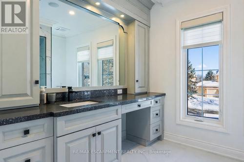 5264 Tiffany Court, Mississauga, ON - Indoor Photo Showing Bathroom
