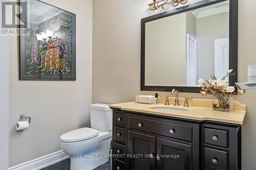 5264 Tiffany Court, Mississauga, ON - Indoor Photo Showing Bathroom