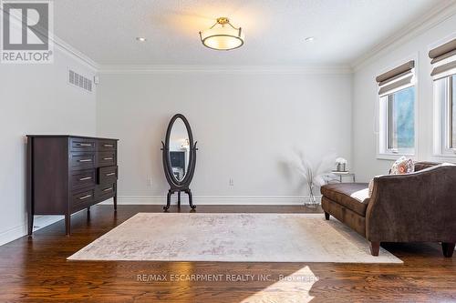 5264 Tiffany Court, Mississauga, ON - Indoor