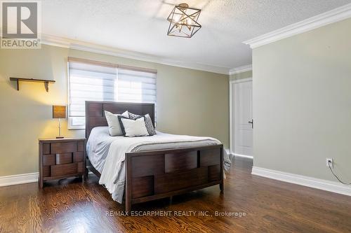 5264 Tiffany Court, Mississauga, ON - Indoor Photo Showing Bedroom