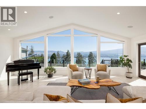 2523 Hillsborough Road  West Kelowna, BC V1Z 3E8