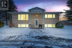 3567 EGREMONT ROAD  Plympton-Wyoming (Plympton Wyoming), ON N0M 1E0