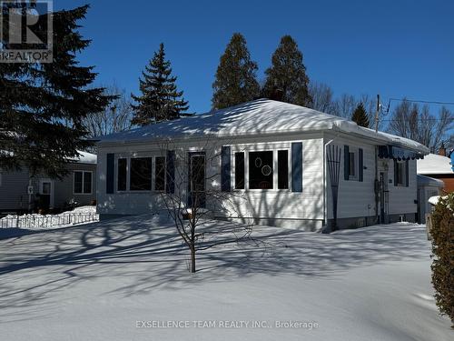 1300 GALLINGER AVENUE  Cornwall, ON K6J 4T5