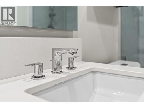 3100 Windsor Gate, Coquitlam, BC - Indoor Photo Showing Bathroom