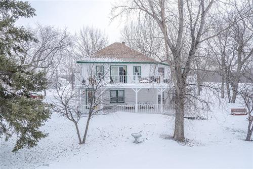 135 Third Avenue, Letellier, MB - Outdoor With Balcony