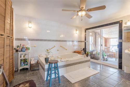 135 Third Avenue, Letellier, MB - Indoor