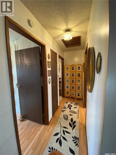 620 4Th Street, Eston, SK - Indoor Photo Showing Other Room