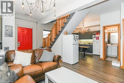 12 Bridgeport Road E Unit# 20, Waterloo, ON - Indoor Photo Showing Living Room