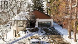 100 APPLEBY Place  Burlington, ON L7L 2X1