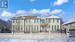 42 WIMPOLE DRIVE  Toronto, ON M2L 2L3