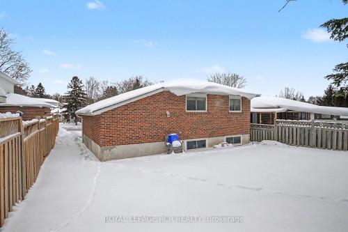 248 Talbot Crescent, Newmarket, ON - Outdoor With Exterior