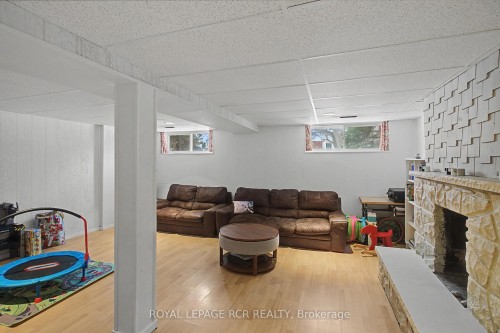 248 Talbot Crescent, Newmarket, ON - Indoor