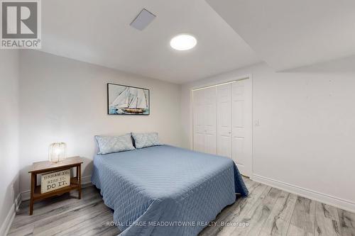 7293 Rosehurst Drive, Mississauga, ON - Indoor Photo Showing Bedroom