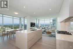 4004 680 QUAYSIDE DRIVE  New Westminster, BC V3M 0P2