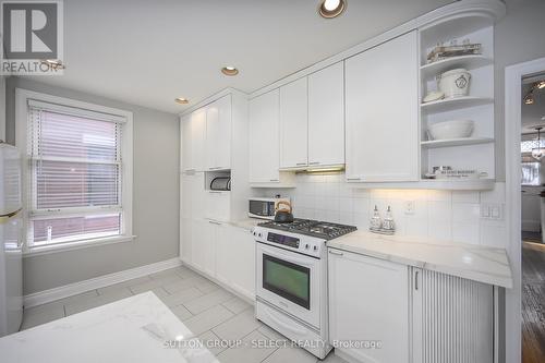 908 Maitland Street, London East (East B), ON - Indoor Photo Showing Kitchen