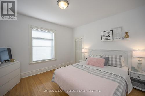 908 Maitland Street, London East (East B), ON - Indoor Photo Showing Bedroom