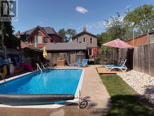 908 Maitland Street, London East (East B), ON - Outdoor With In Ground Pool With Deck Patio Veranda